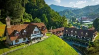 The Lakehouse Cameron Highlands - parking
