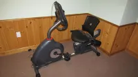 2 miles from NB State Park, James River,  hiking trails and trout fishing! - Træningscentre