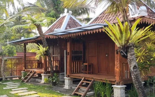 Angler Homestay & Joglo - balcony