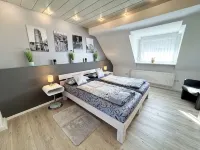 FeWo Galliet 2: 77Sqm, 12Sqm Roof Terrace, 2 Br, Quiet & Close to Trade Fair