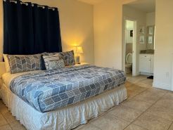 Oceanview 2 bed, 2 bath, steps away from clubhouse, beach and pool.