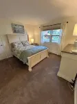 Lakefront Luxury Home with Private Pier, Sleeps 14, 3rd Night Free This Spring