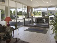 Travelodge by Wyndham Shreveport La