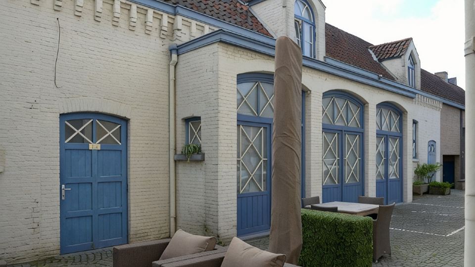 Golden Tree Hotel