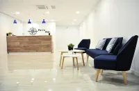 Hostal Porto Mar - Parvekkeita