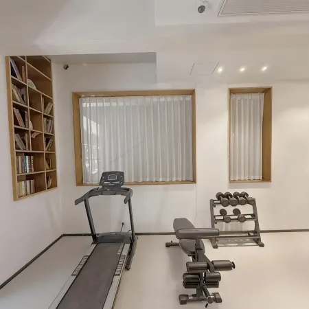 Xiting Hotel (Shanghai Jing'an Railway Station Branch) Отели рядом с достопримечательностью «Железнодорожный вокзал Шанхая»