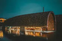 SFEEL Designer Hotel (Taoyangli Branch, People's Square, Jingdezhen) - Romantic