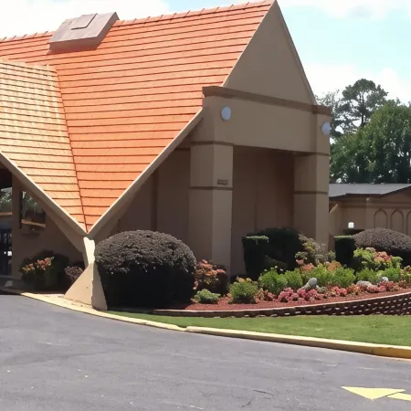 Howard Johnson by Wyndham Athens