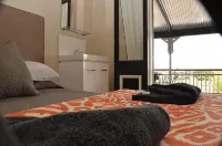 Royal Gatton Hotel - Bintang 3