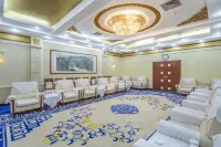 Zhoukou Hotel (Zhoukou Wanshunda Department Store)