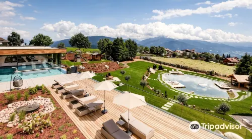 Sonnenberg Panorama Dolomites Wellbeing