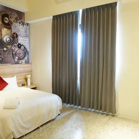 Rainbow Hotel Hotels in Penghu