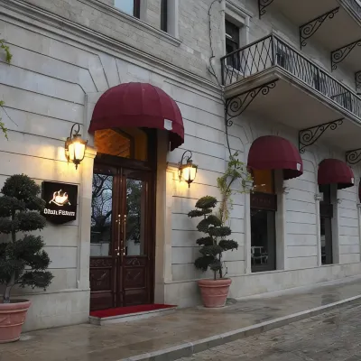 Shah Palace Luxury Museum Hotel Отели рядом с достопримечательностью «Нагорный парк»