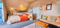 Hawkstone Hideaway - Your Peaceful Getaway - Apartments