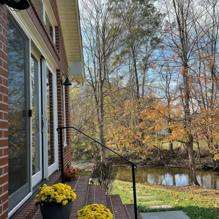 Vacation Cottage Perfect Retreat for Family and Friends