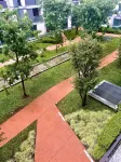 Close to downtown Como, free parking. Convenient for Switzerland.