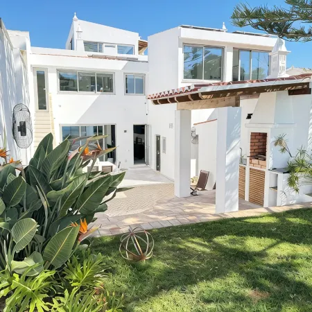 Luxury Villa Steps from the Beach | Heated Pool, Ocean Views & Rooftop Lounge