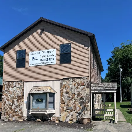 Stay In Ohiopyle, Hot tub & Pool Table - Closest to the GAP trail