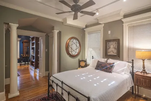 Southern Elegance in Heart of Memphis - Bungalows