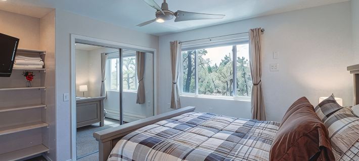 Luxury 6-bedroom home with View, Arcade Table, Fire table, Jet tubs, Deck, Wi-Fi Hotels in Show Low