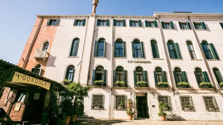 Ca' Sagredo Hotel