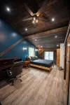 Oz Lodge: Alice Chalet -Brand new, Alaskan chic chalet! - Chalets