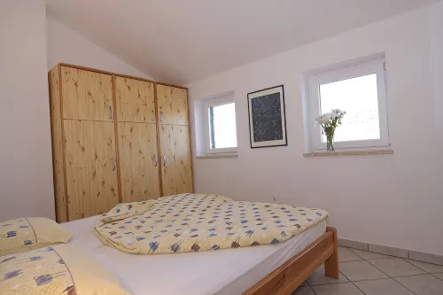 Large apartment just 300m from the beach in Porec