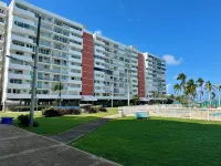 Private Island 1BR Condo with Oceanview, Pool View, 500MB WiFi & A/C - 3 Sao