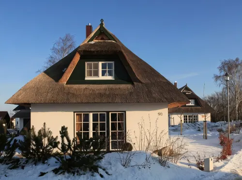Reethus, 3 bedrooms + 1 infant, 2 bathrooms, fireplace, sauna, outdoor whirlpool, garden, WLAN - 民宿