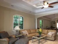 Newer Upscale Home with Htd Pool & Spa - Bike or Walk to Beaches and Restaurants - Gym