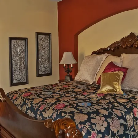 Escape To An Ocean Front Five Star Paradise : A 10 minute walk into Loreto