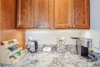 Luxury 7-Bedroom Home with View, Arcade Table, Fire Table, Jet Tubs, Deck, Wi-Fi - 3 étoiles