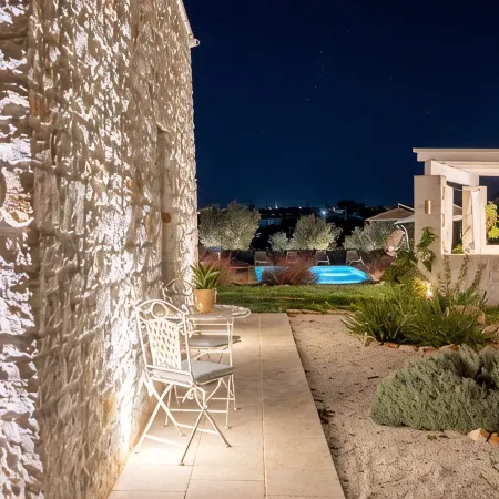 TENUTA TRAGHETTO villa w saltwater heated pool