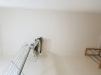 Spacious, Centrally Located 2BR Apartment: The Heart of Kingston - บังกะโล