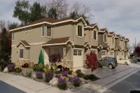 30Min To Lake Tahoe 3BD Private Retreat Parking WiFi Downtown Carson City - Kitchenette