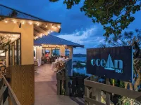 Villa East - Panoramic waterfront view - Best location Hotels in Frydendal