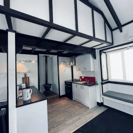 Experience Heritage, Live Modern