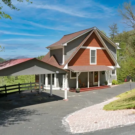 NEW! Valley View Mountain Getaway
