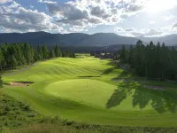 Spacious Invermere 3bd2.5ba Townhome Nestled in the Purcell Mountains! Hotels in Invermere