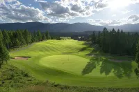 Spacious Invermere 3bd2.5ba Townhome Nestled in the Purcell Mountains!