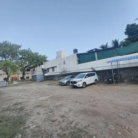 Hare Rama Hare Krishna - Eesha Hotel