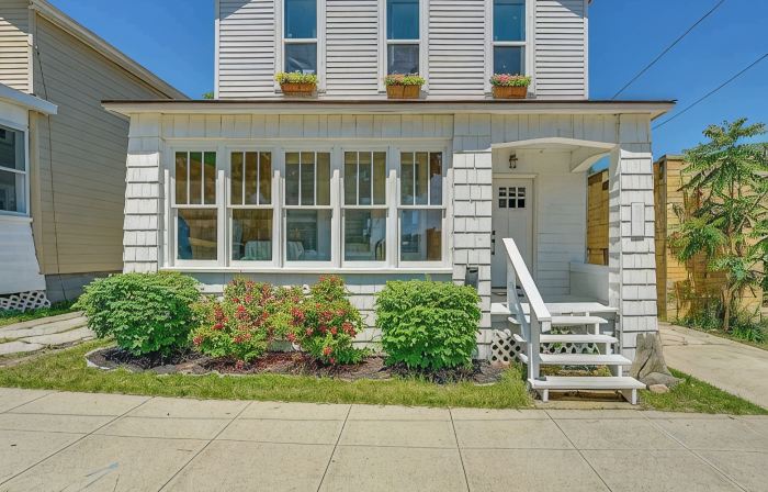 Family-Friendly Retreat Near Manistee Riverwalk - Dogs Allowed