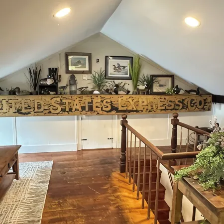 Beautiful renovated Farmhouse on Seneca Lake. Finger Lake Wine Trail.