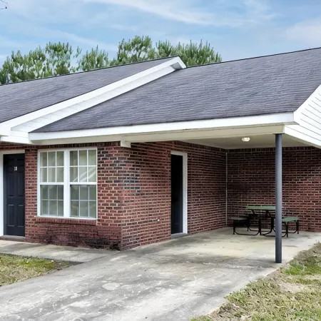 3 Bed 2 Bath Renovated Cozy Farmhouse