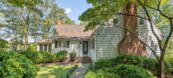 Inviting Waterfront Cottage on Cedar Creek Ξενοδοχεία στην πόλη Accomack County
