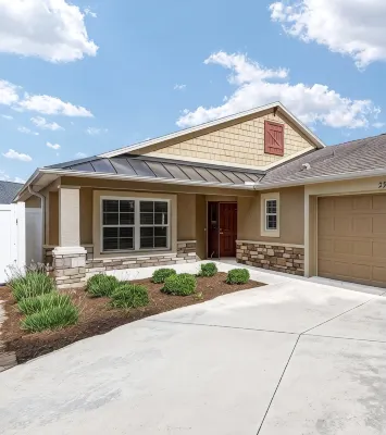 Luxury Living Minutes Away from Brownwood Paddock Square-4 Seat Golf Cart Incl. - 3-Star