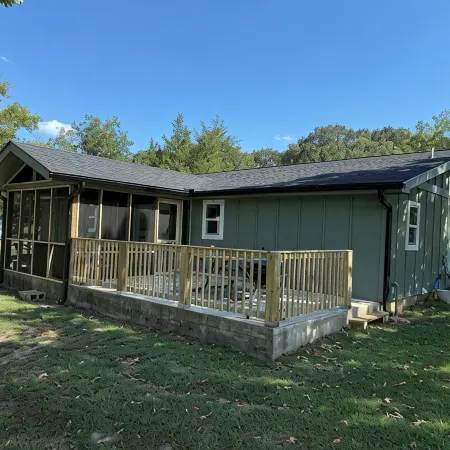 Private and secluded 4-bedroom farmhouse minutes from Lake Greeson