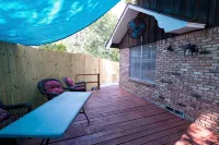 New Remodel/5 Rooms/3Full bathrooms/6TVs/3Kings3Queens/Baby/Dog friendly - 3 stjerner