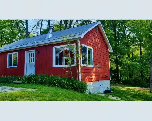 White Mountain Cozy Cottage with Touch of Modern Hotels in Campton