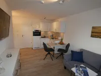 APARTMENT 2 - 2 ROOMS ON THE 1ST FLOOR 노르데메이 호텔